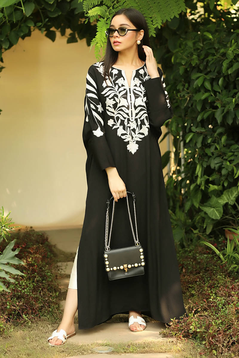 APPLIQUED KAFTAN