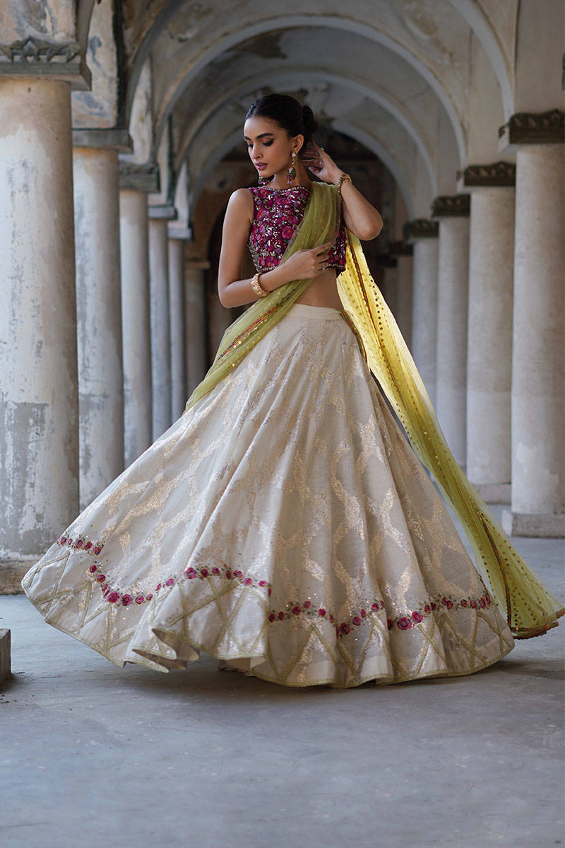 TRELLIS ROSE LEHNGA CHOLI