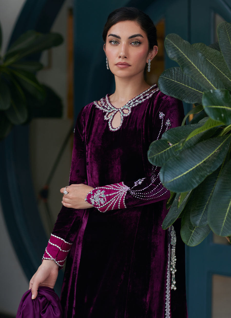 NUHA PLUM SHIRT AND SILK DUPATTA