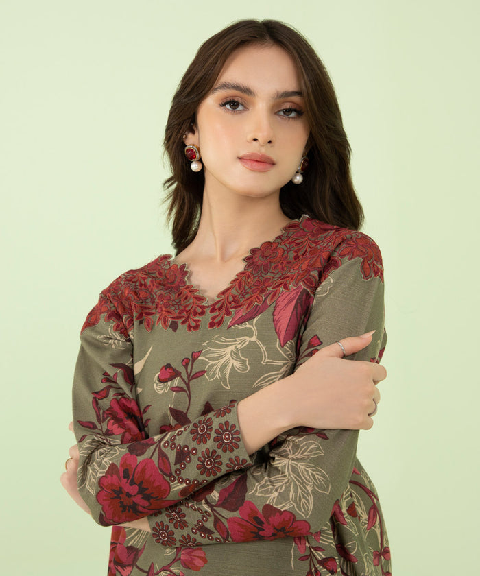 2 PIECE - EMBROIDERED KHADDAR SUIT 0U2TEDY23V85