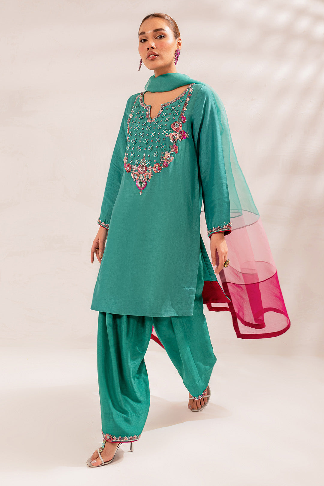 AK KAMEEZ SHALWAR (D-04)