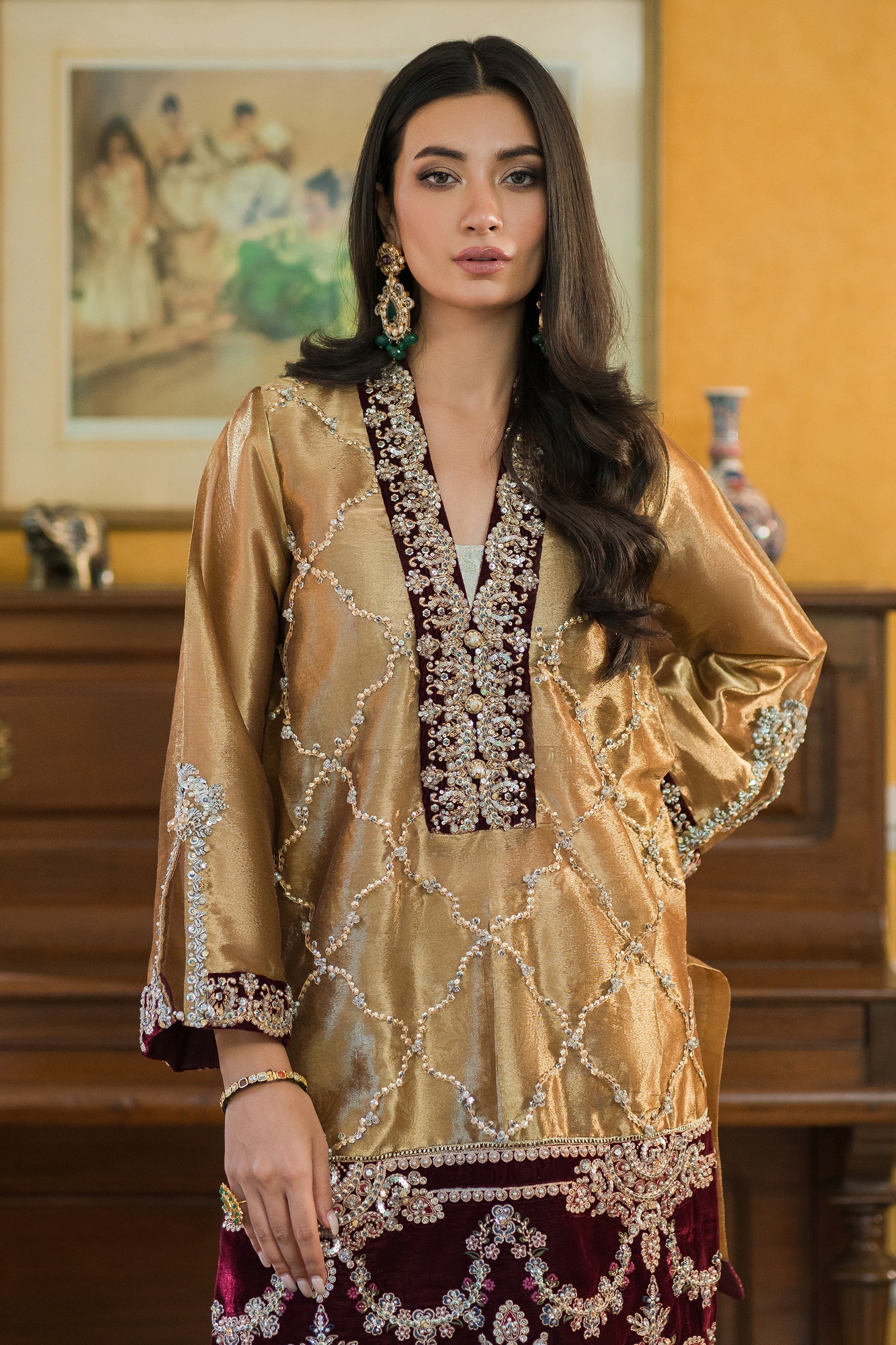 GOLD TISSUE KURTA AND EZAAR SET (D-10)