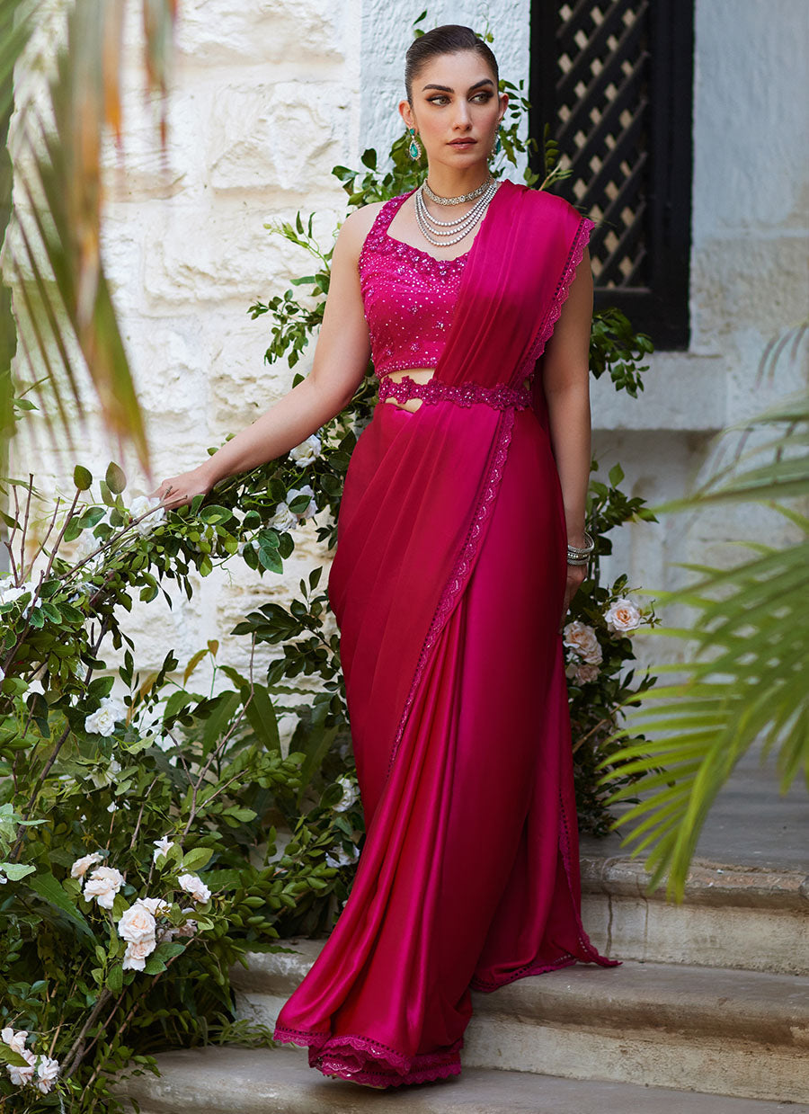 Vezeen Magenta Saree