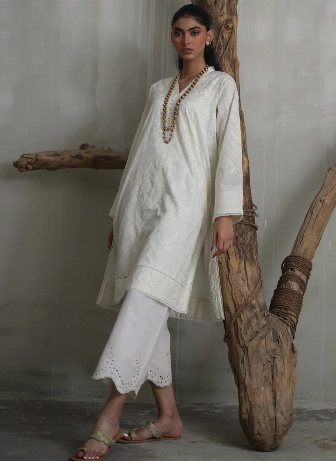 Cream Chikankari Kurta 17345