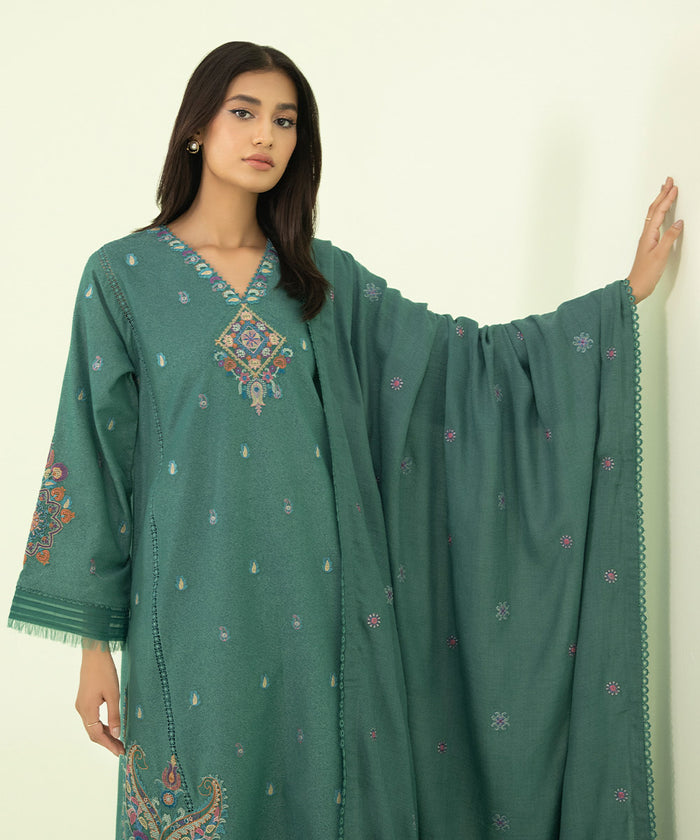 3 PIECE - EMBROIDERED COTTON KARANDI SUIT U3PEST23V813